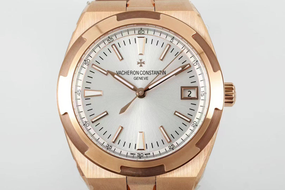Goldweiße Uhr