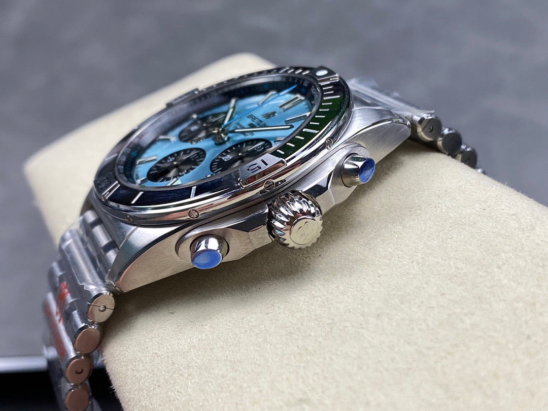 Weiße Uhr