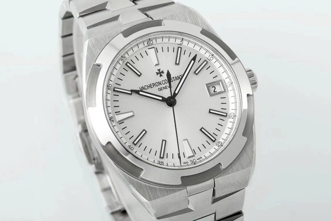 Weiße Uhr