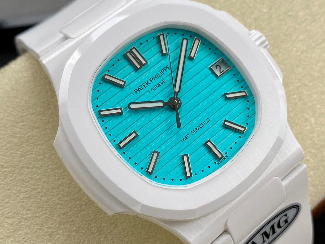 Weiße Uhr