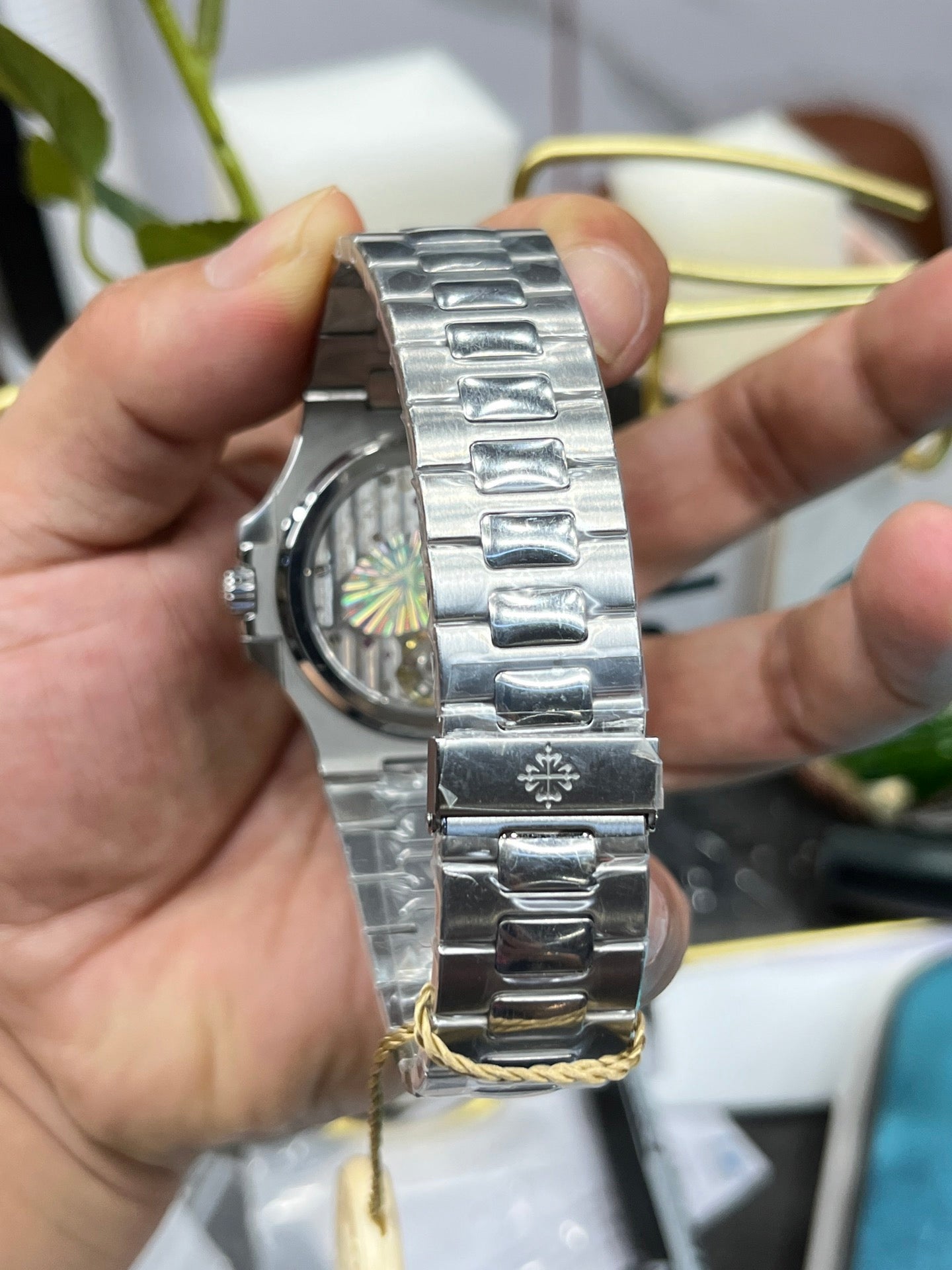 White black Watch - FashionHype.xyz