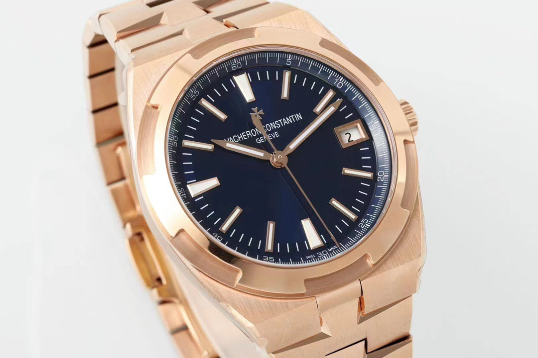 Goldschwarze Uhr