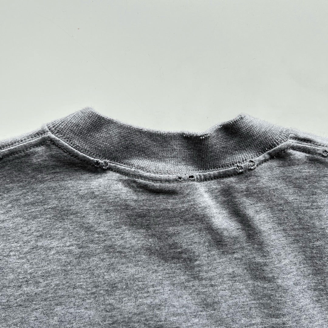 Graues T-Shirt