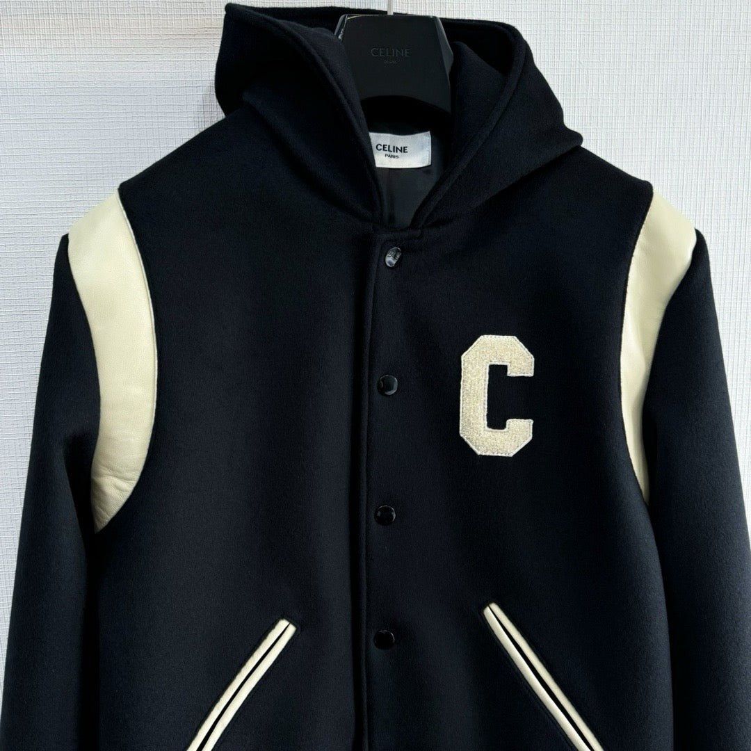 Schwarze weiße Jacke
