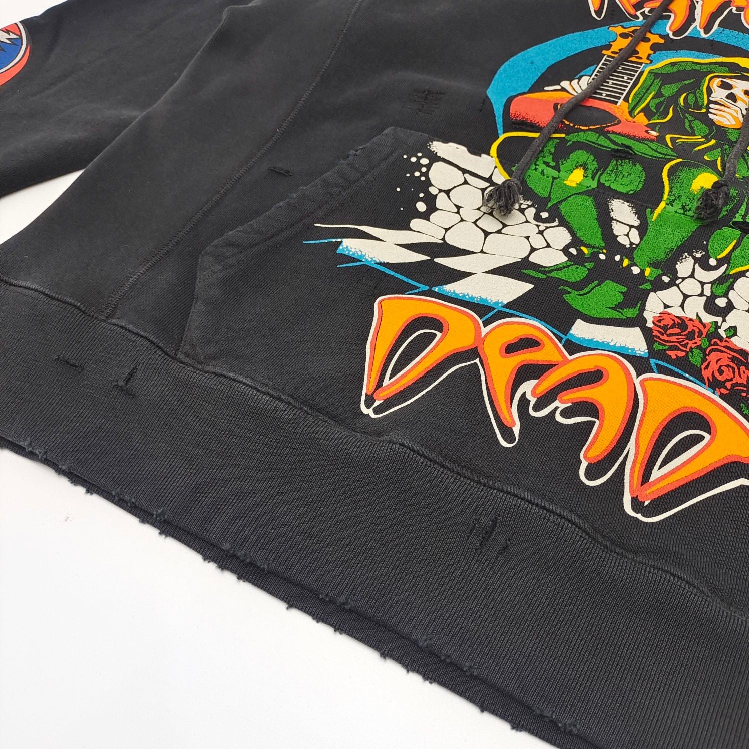 Schwarzgrauer Hoodie
