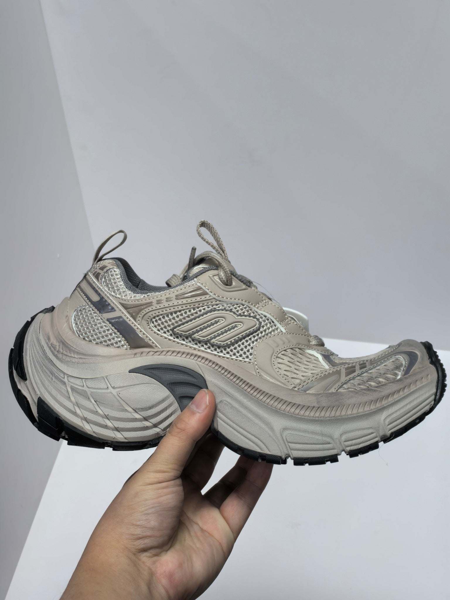 Mehrfarbige Schuhe