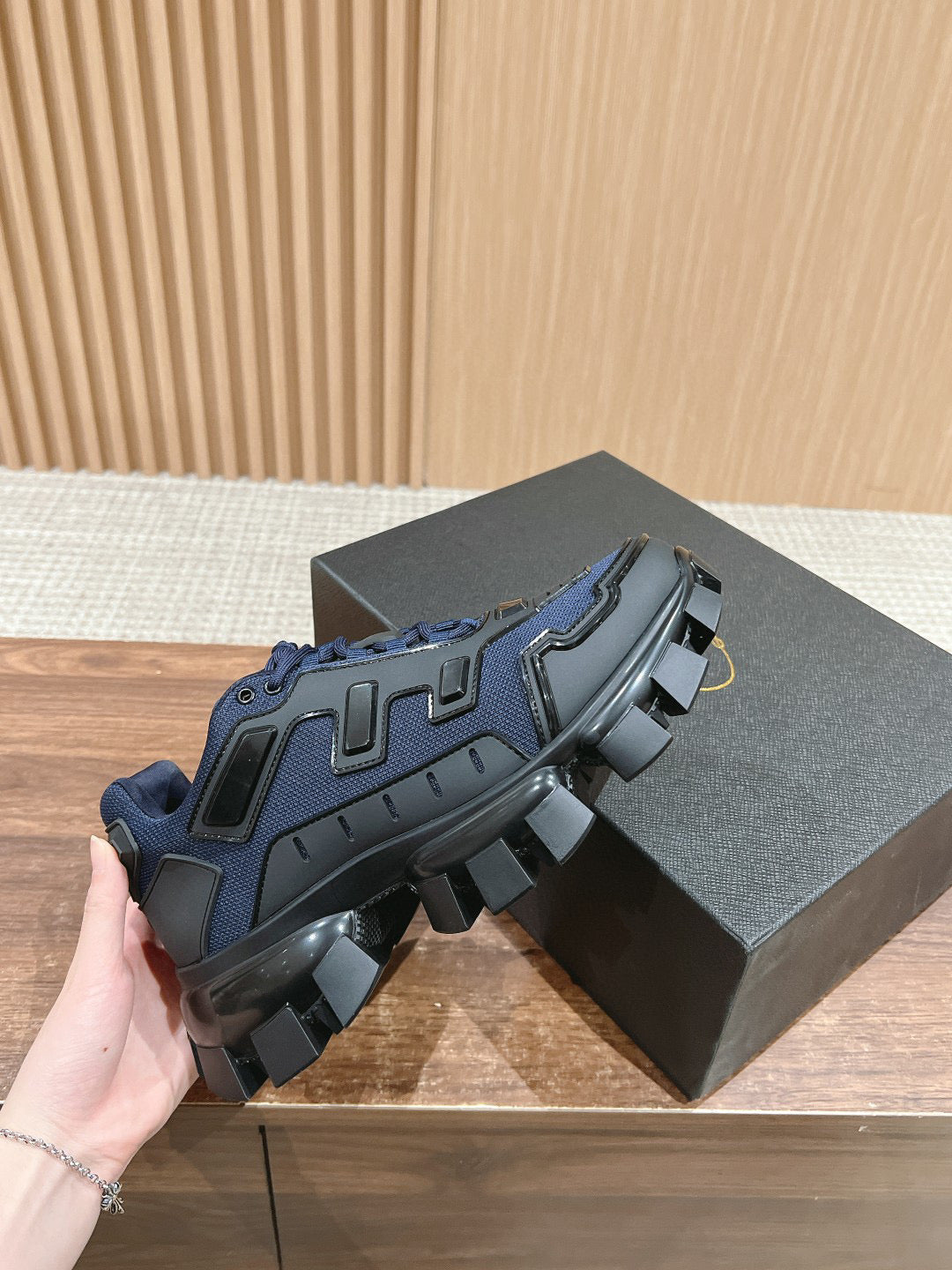 Weiß-Grüne Schuhe