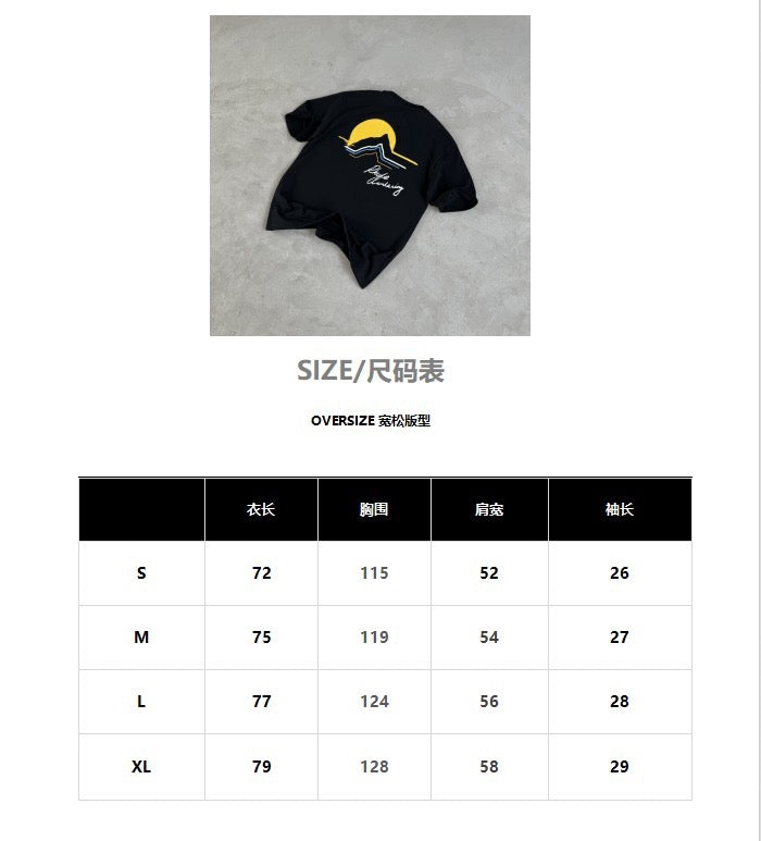 Schwarzes T-Shirt