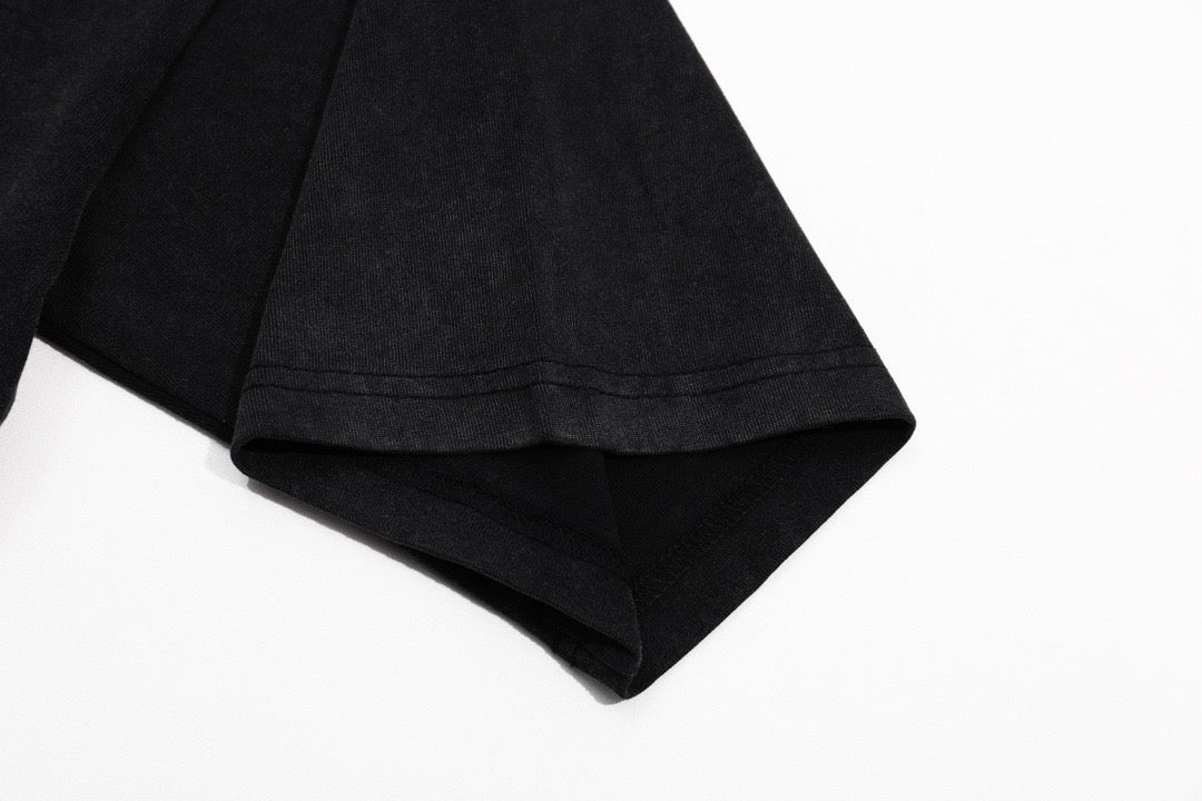 Black and Gray T-Shirt - FashionHype.xyz