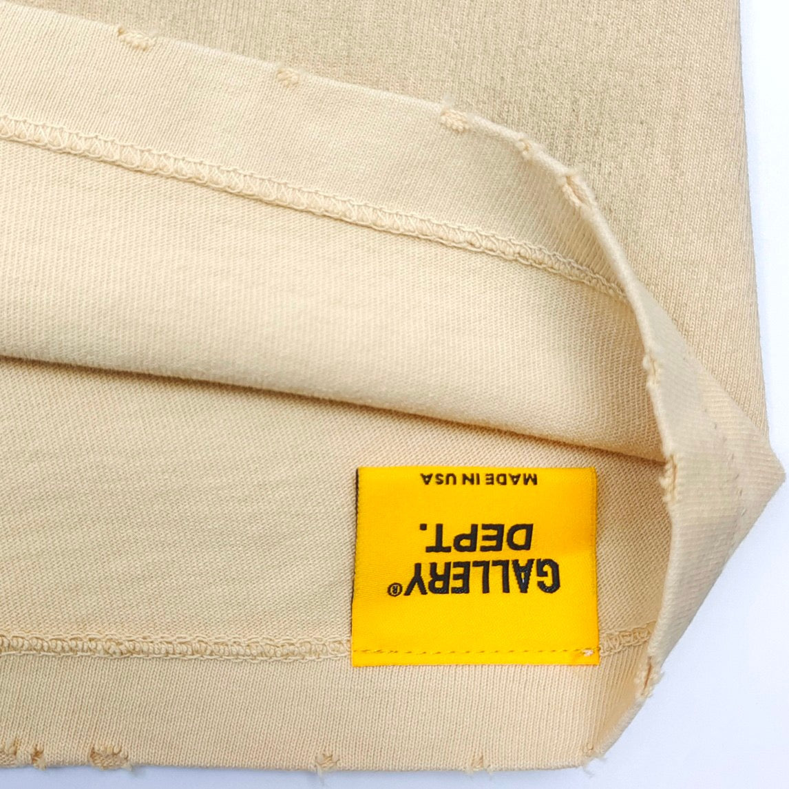 Dunkelgraues T-Shirt