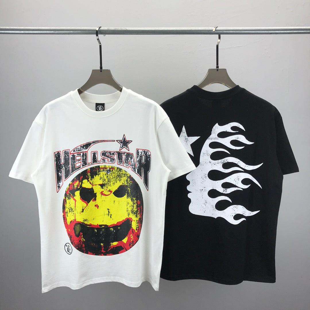 Schwarz-weißes T-Shirt