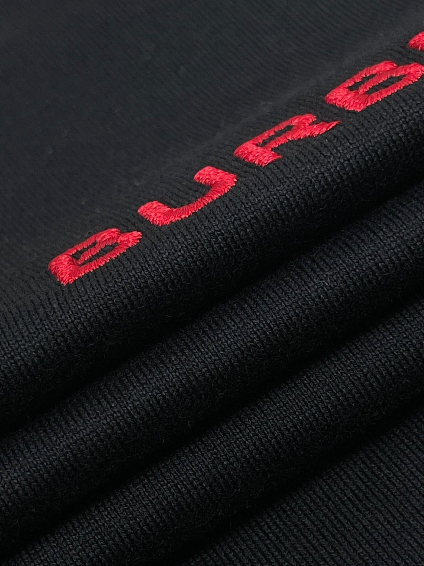 Camiseta en blanco y negro