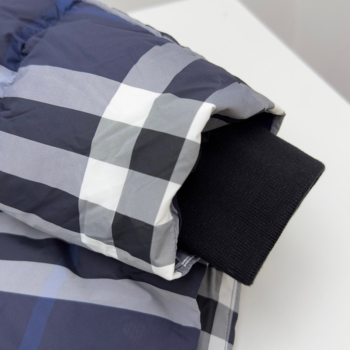 Mehrfarbige Jacke