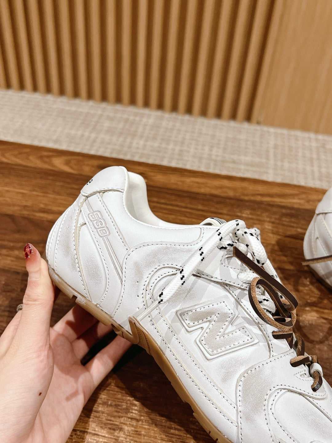 Mehrfarbige Schuhe