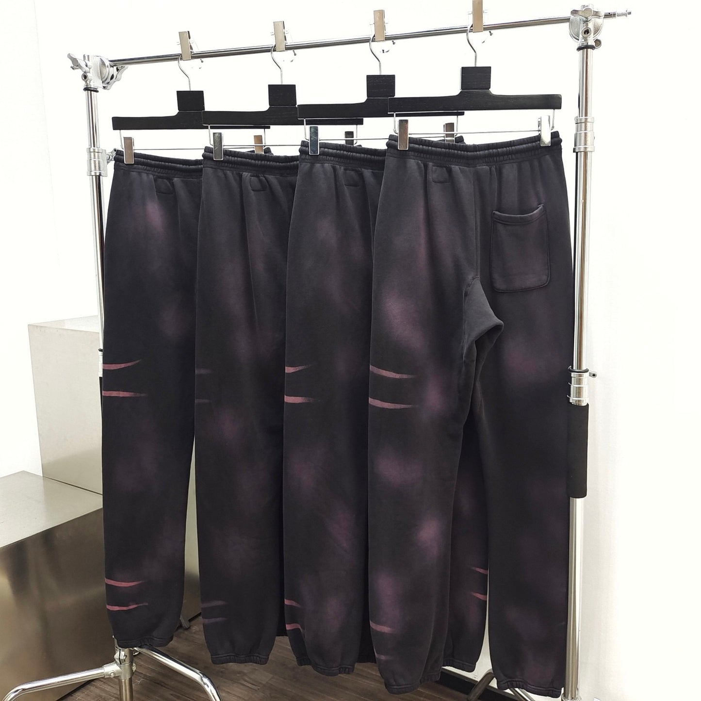 Schwarze Hosen