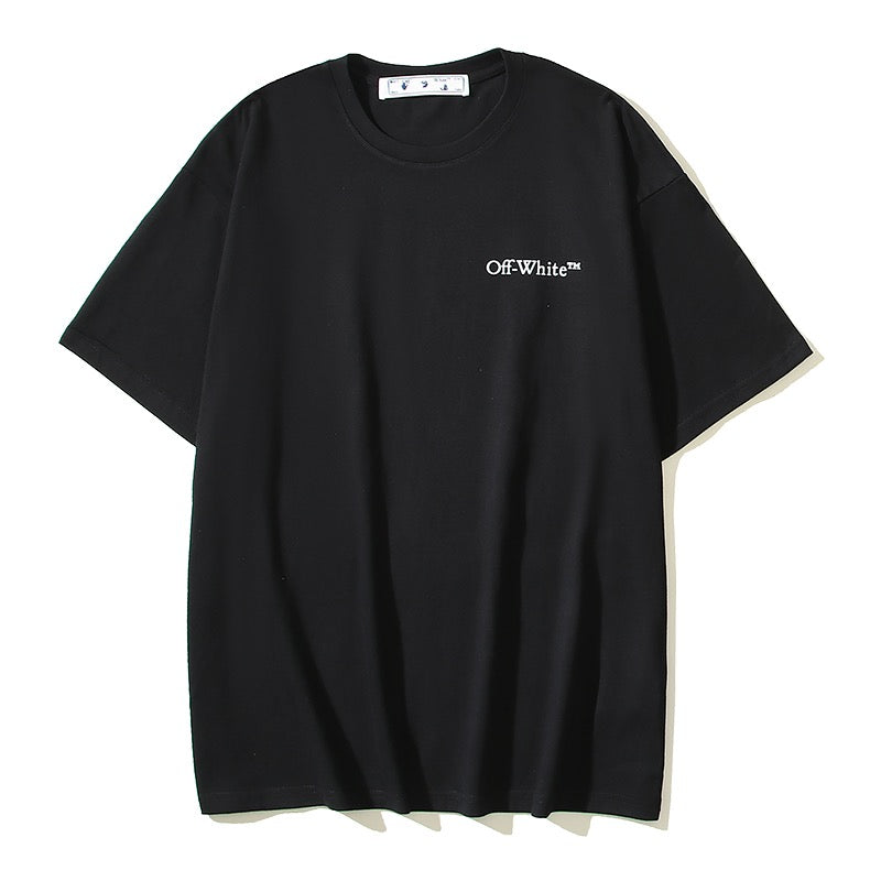 Schwarz-weißes T-Shirt