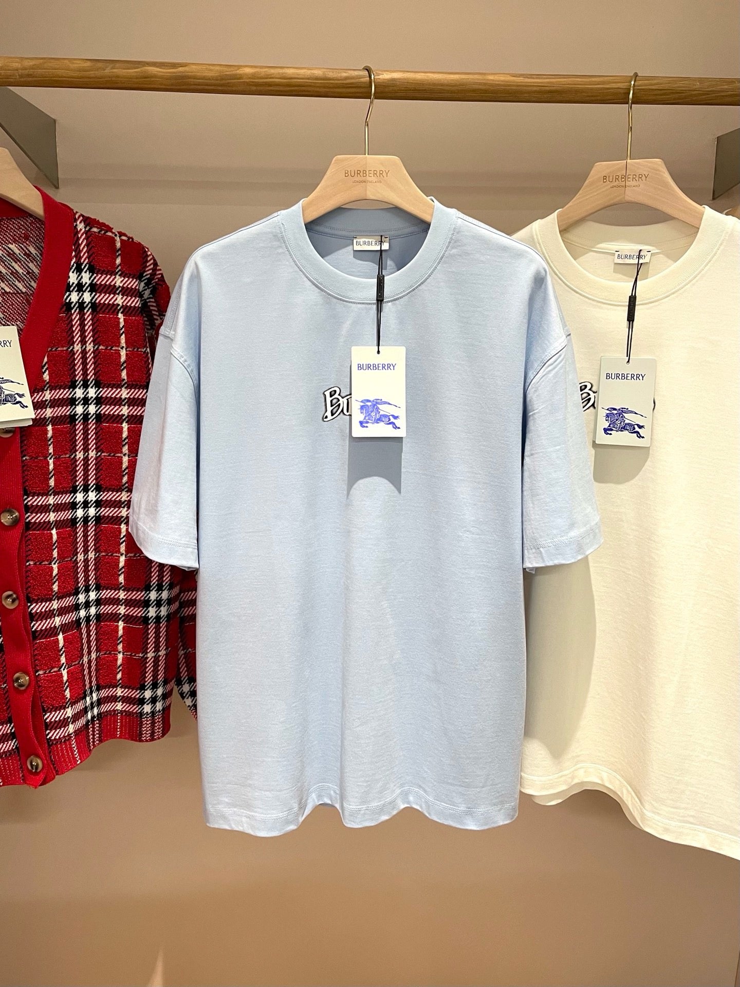 Mehrfarbiges T-Shirt