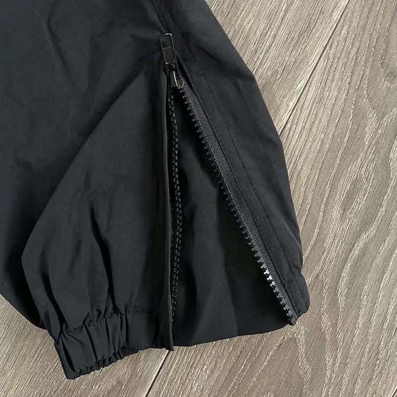 Schwarze Hosen