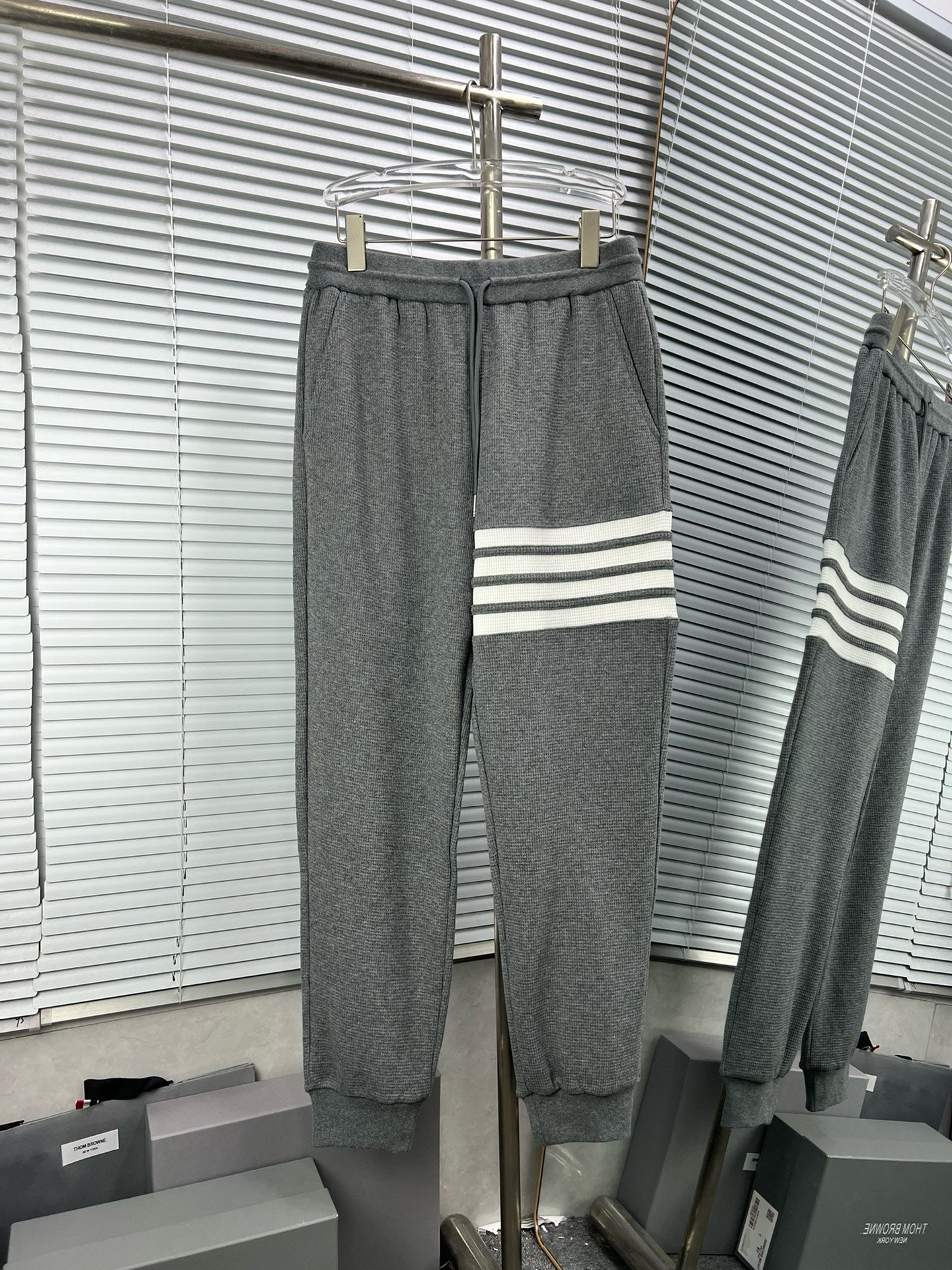 Mehrfarbige Hose