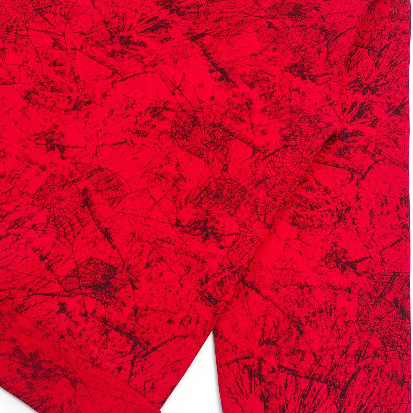 Roter Kapuzenpullover
