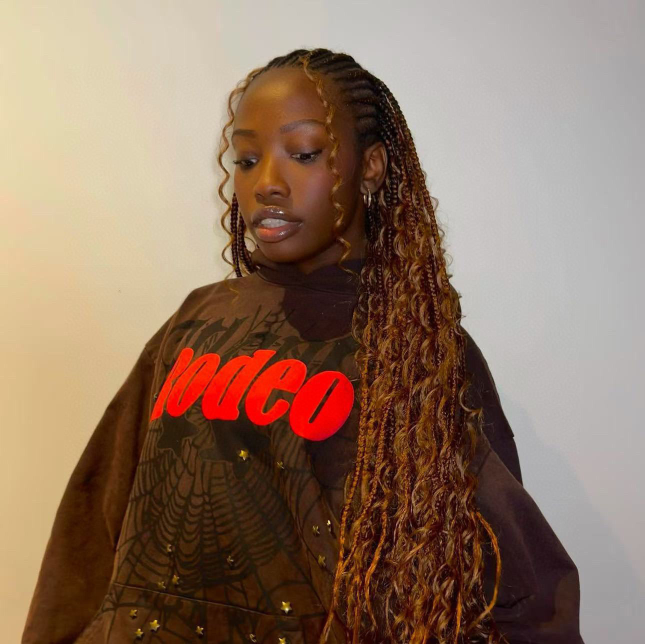 Reddish Hoodie - FashionHype.xyz