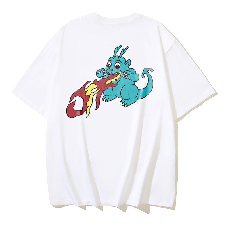 Graues, schwarzes und weißes T-Shirt