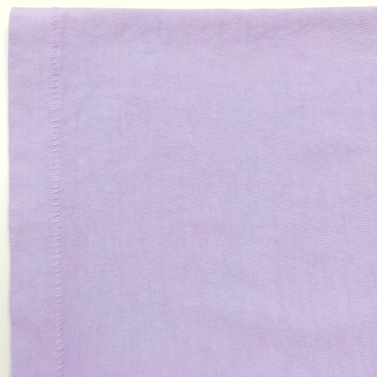 Himmelblaues T-Shirt