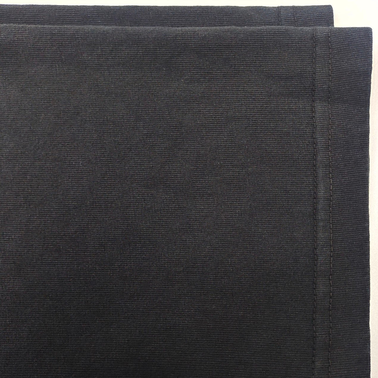 Schwarzes T-Shirt