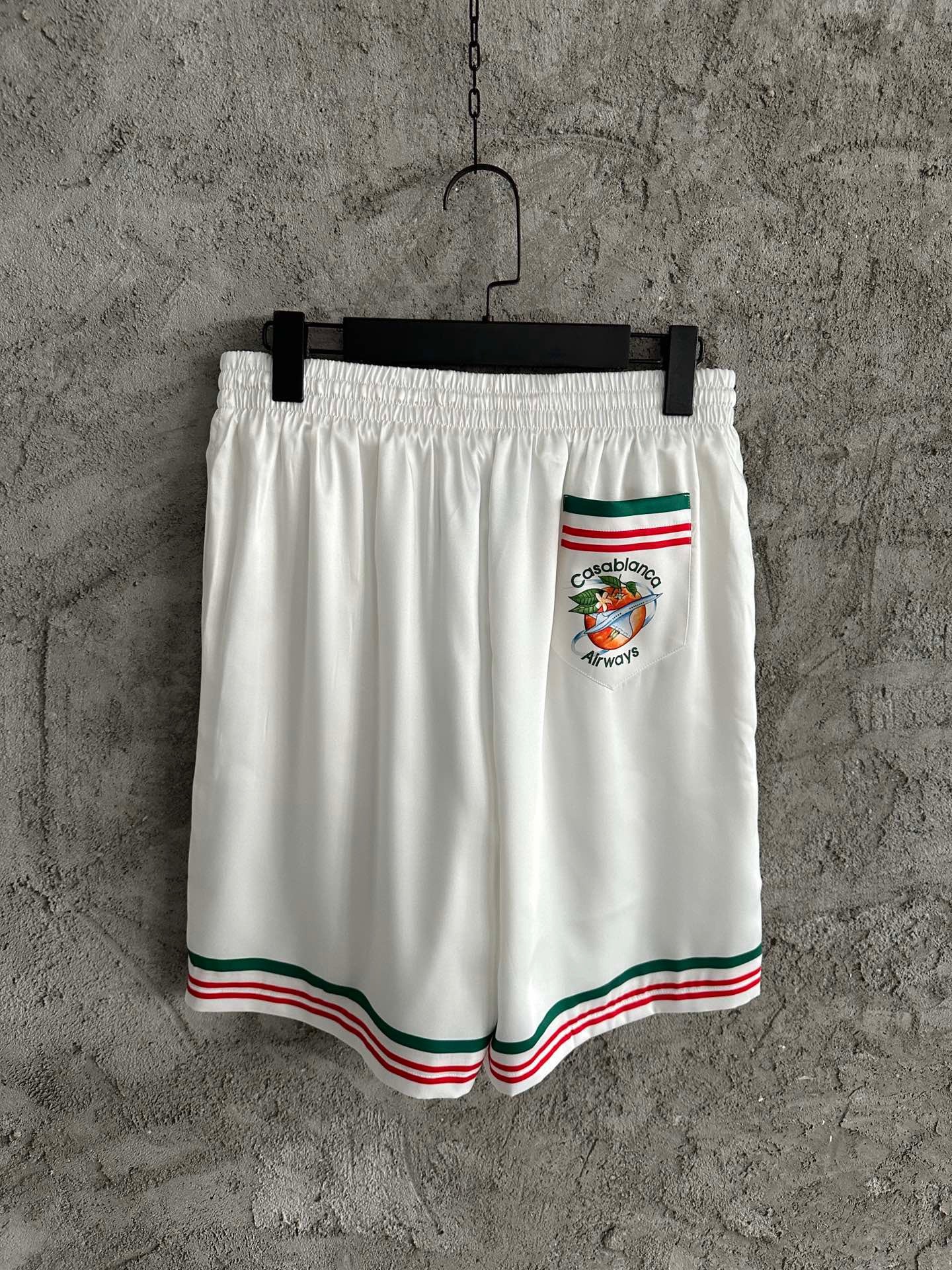 White Short - FashionHype.xyz
