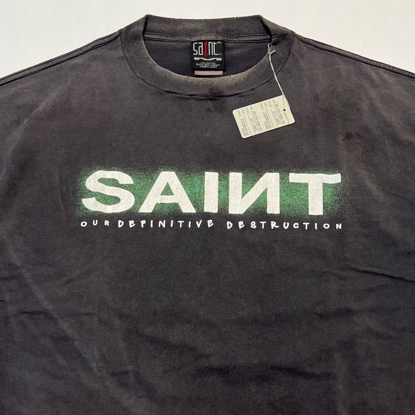 Schwarzes T-Shirt