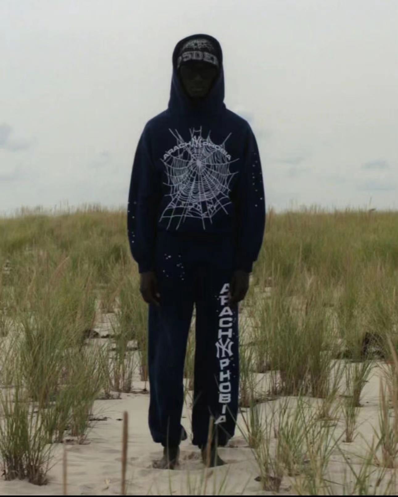 Blauer Hoodie