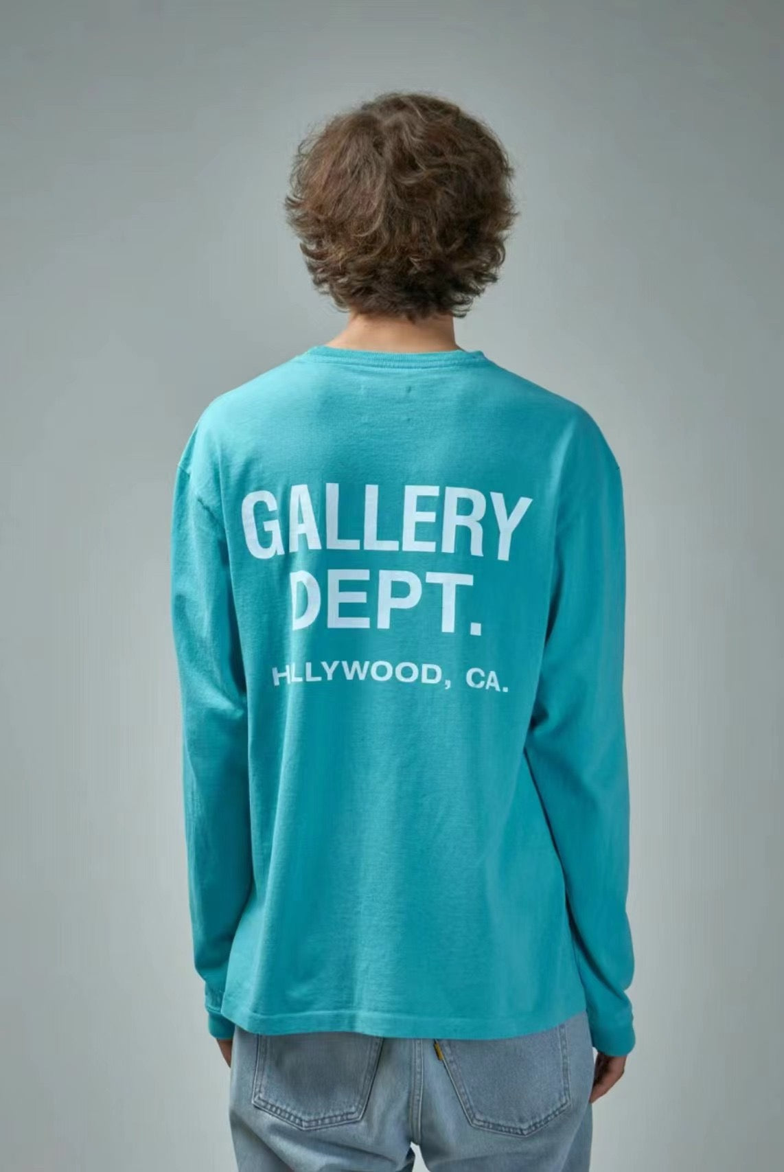 Blaues und himmelblaues Sweatshirt