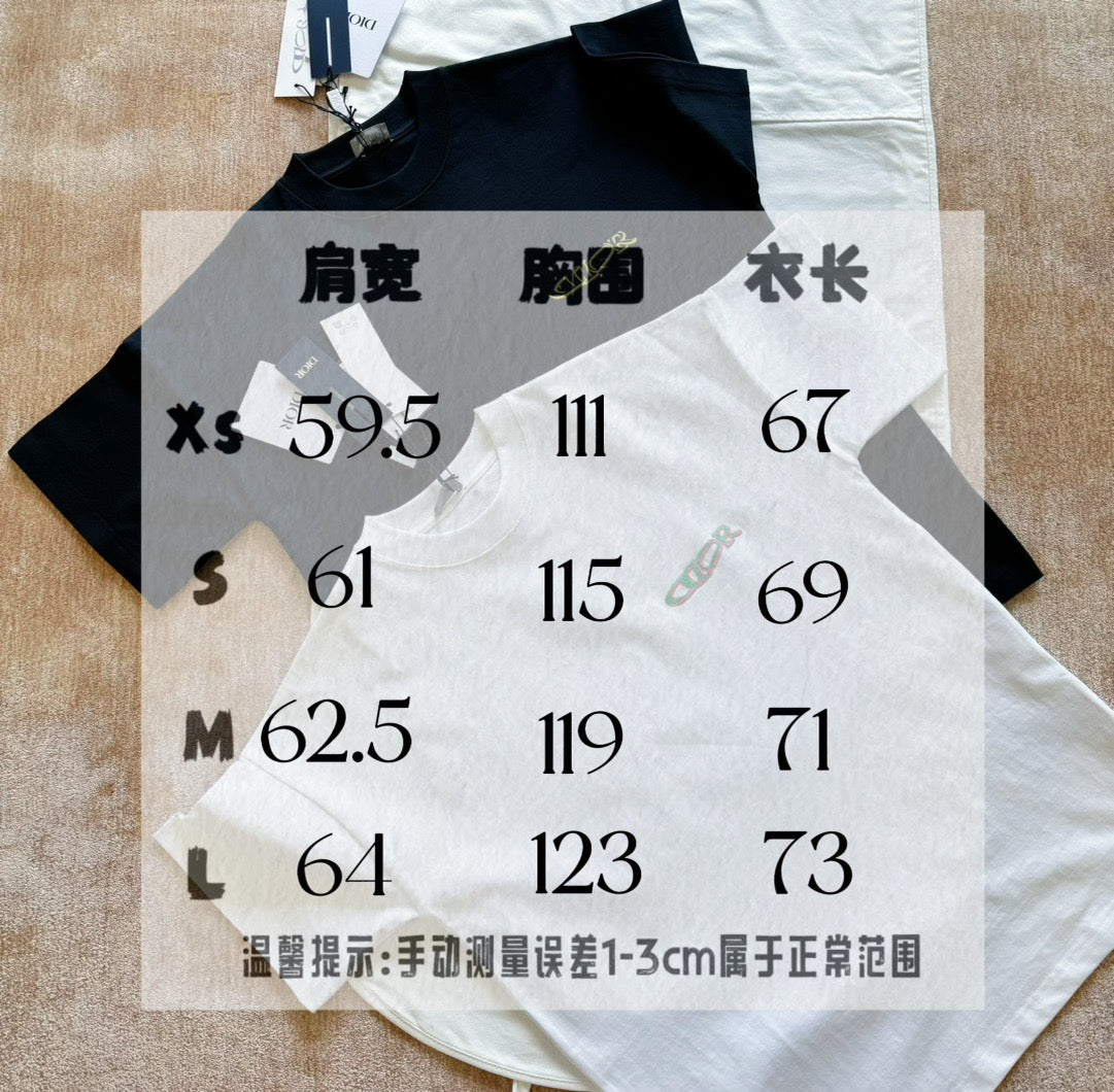 Weißes und schwarzes Trikot