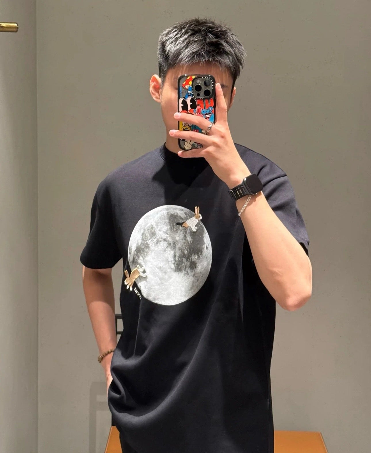 Black T-Shirt - FashionHype.xyz