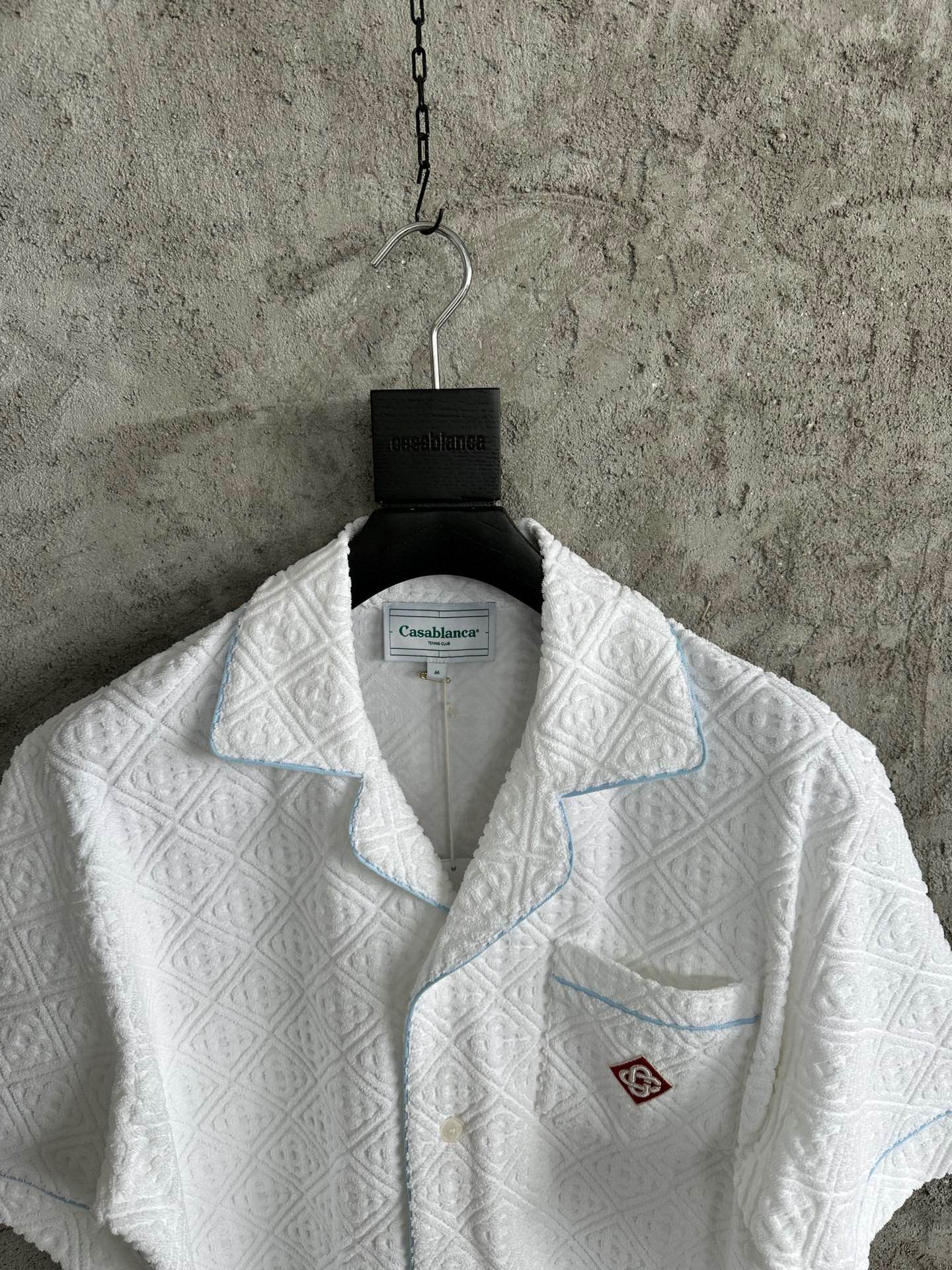 Weiße Jacke