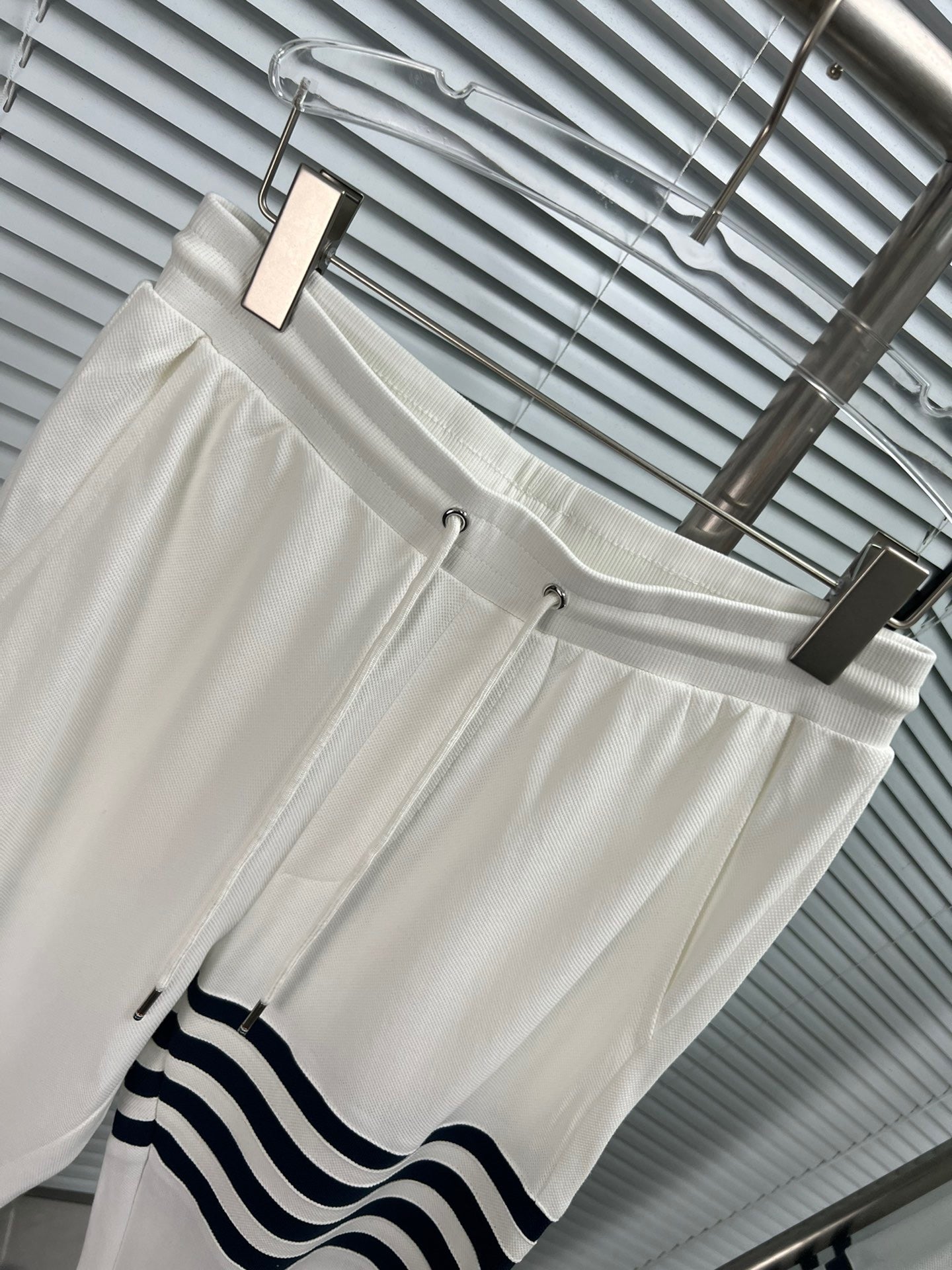 Mehrfarbige Hose