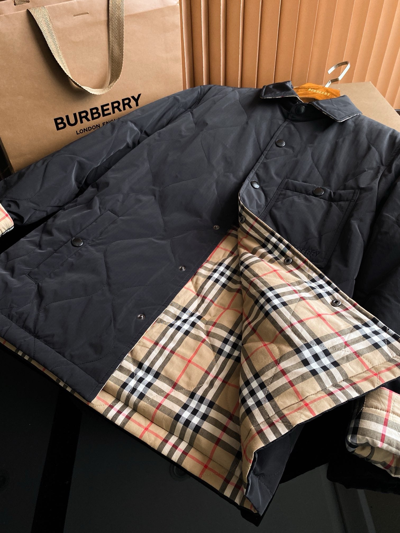 Mehrfarbige Jacke