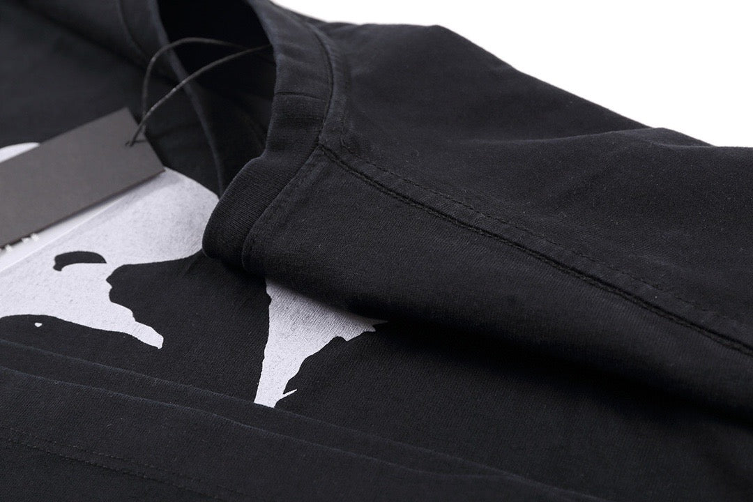 Schwarzes T-Shirt