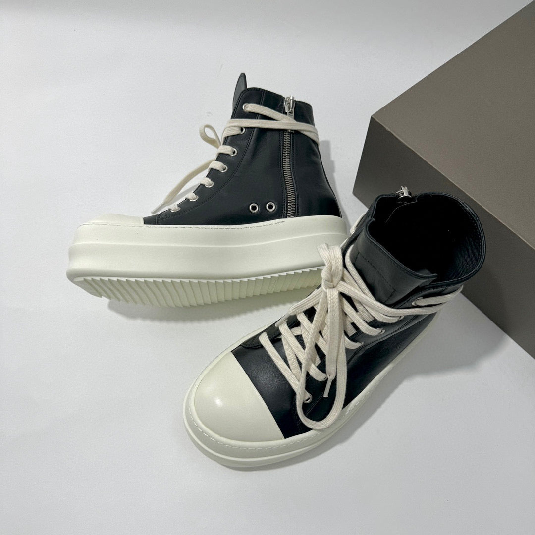 Schwarz-weiße Schuhe