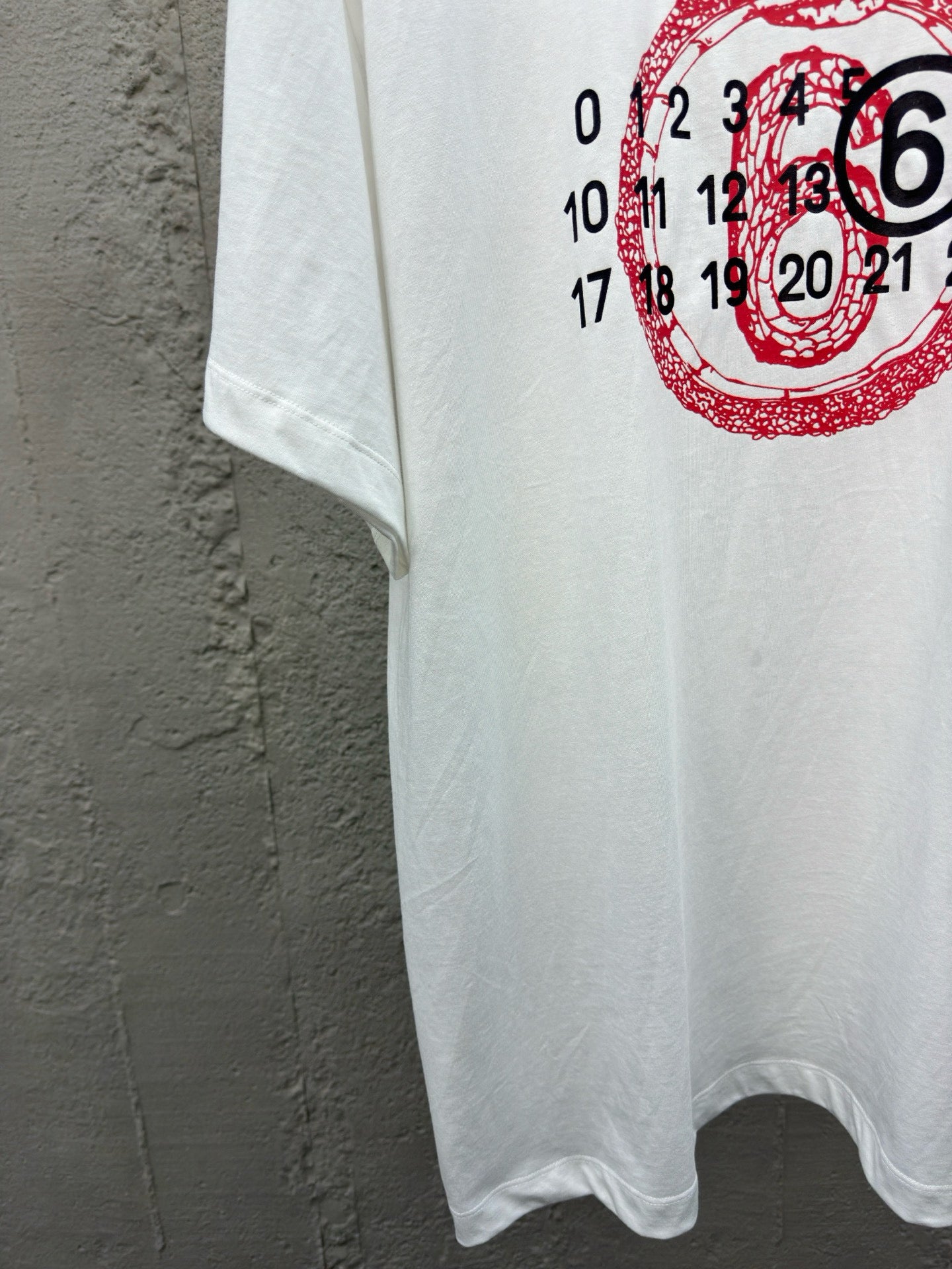 White T-Shirt - FashionHype.xyz