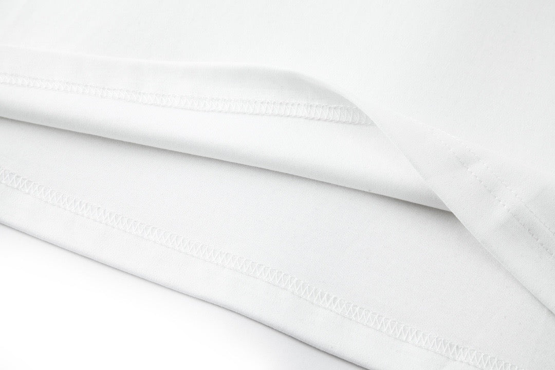 Black and White T-shirt - FashionHype.xyz
