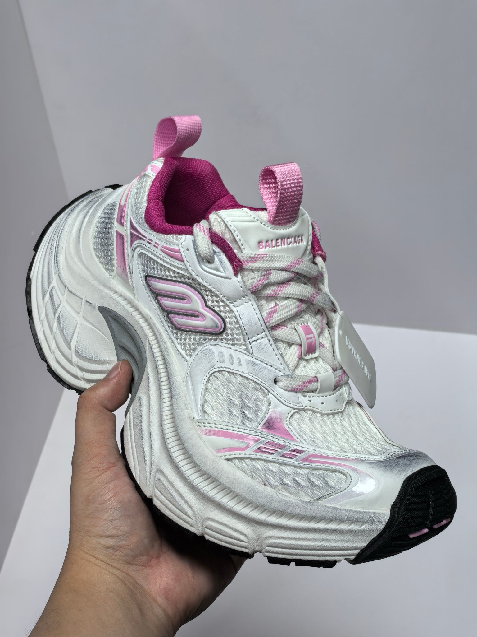 Mehrfarbige Schuhe