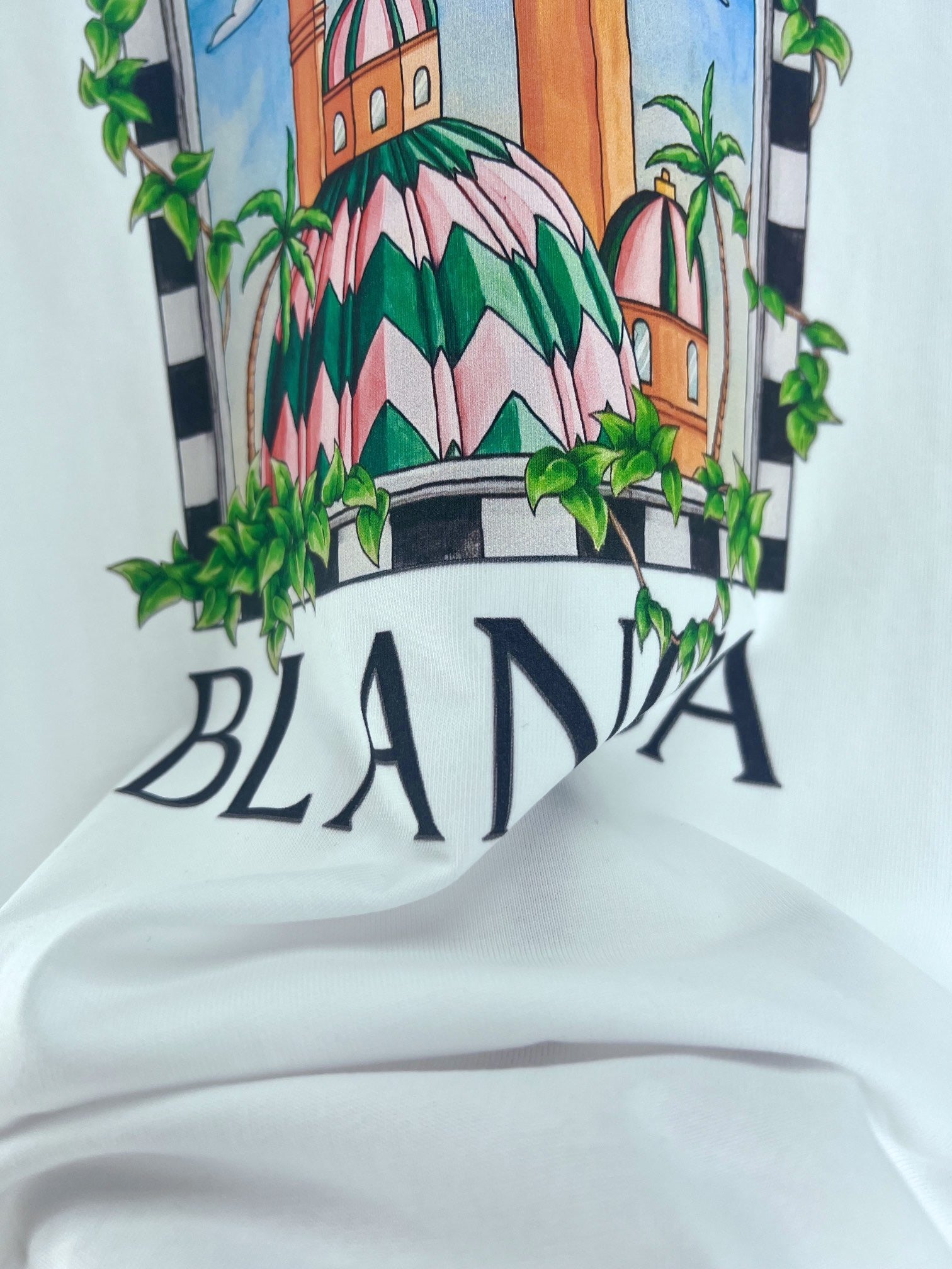 White T-shirt - Size XL - FashionHype.xyz