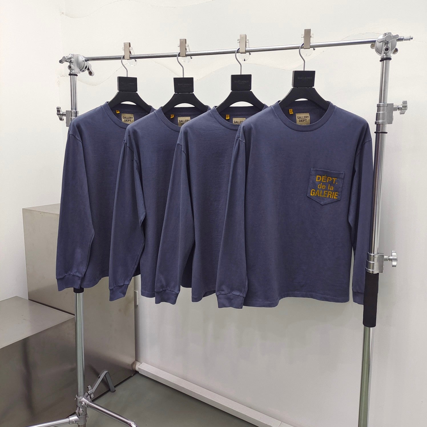 Blaues Sweatshirt