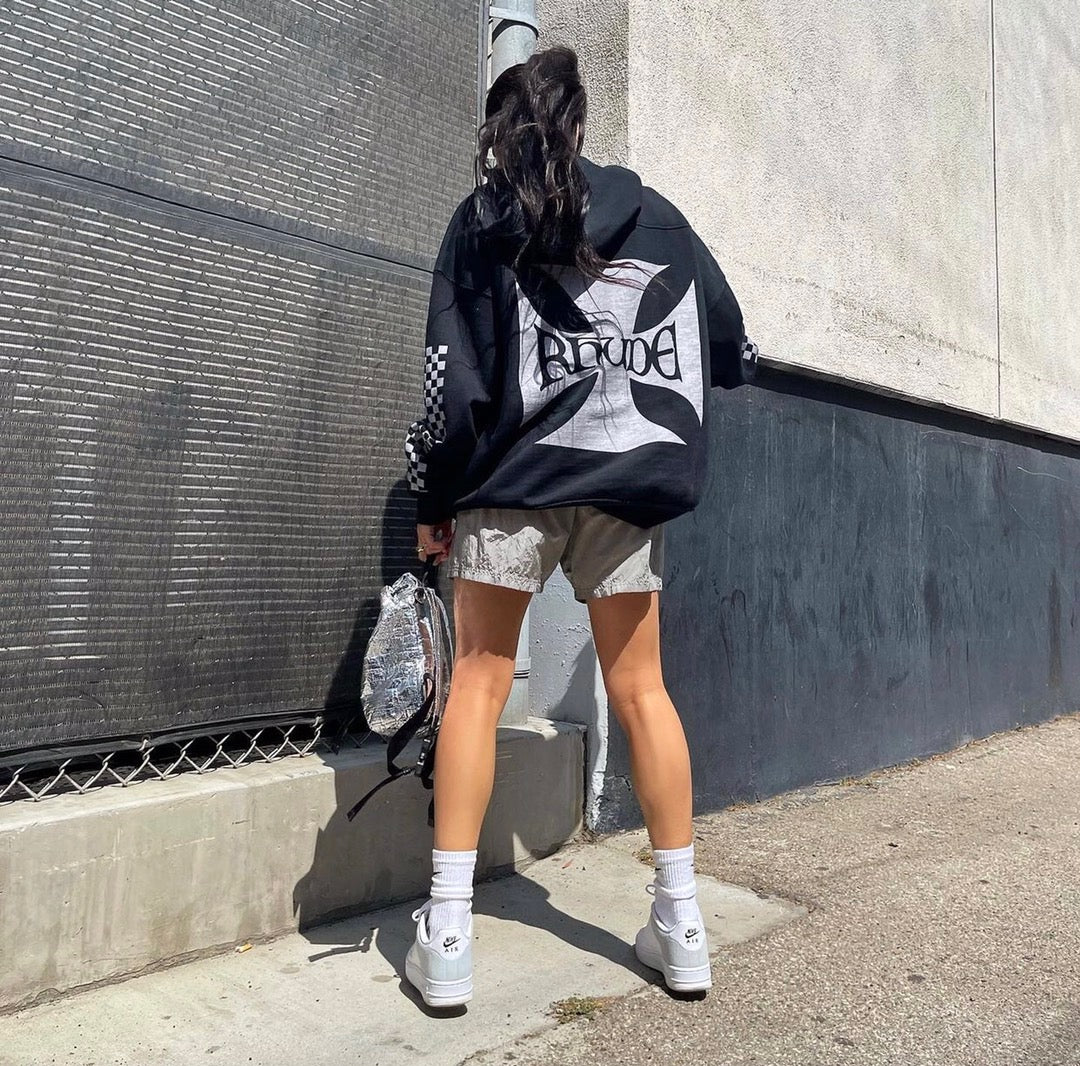 Black Hoodie - FashionHype.xyz