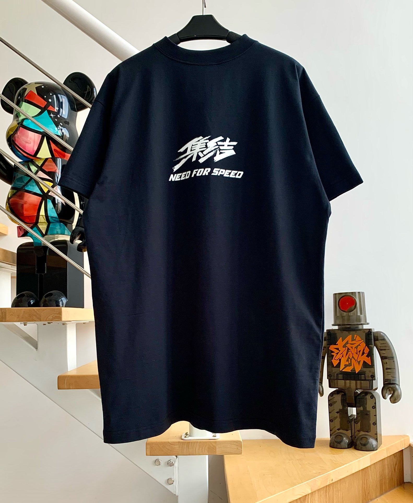 Schwarz-weißes Trikot