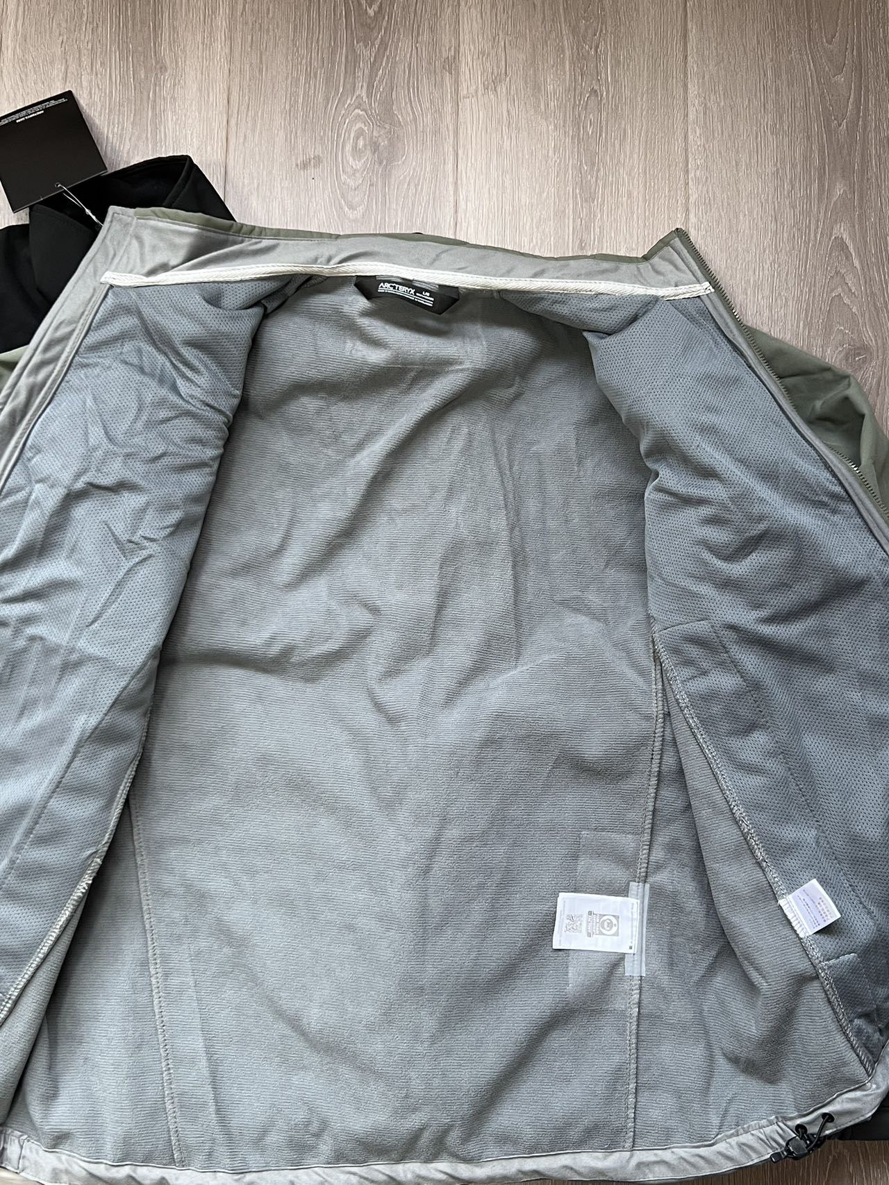 Mehrfarbige Jacke