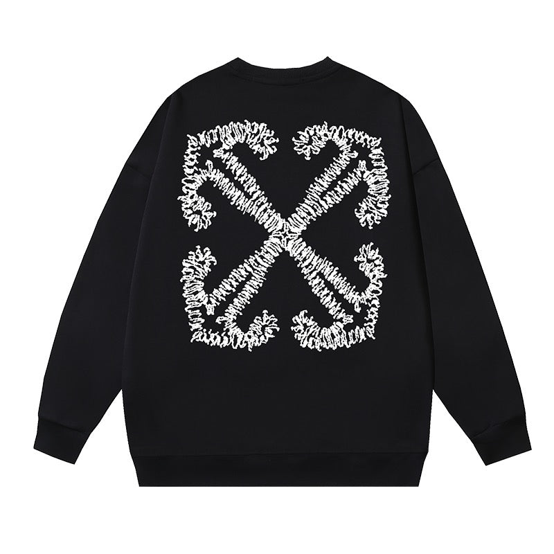 weißes und schwarzes Sweatshirt
