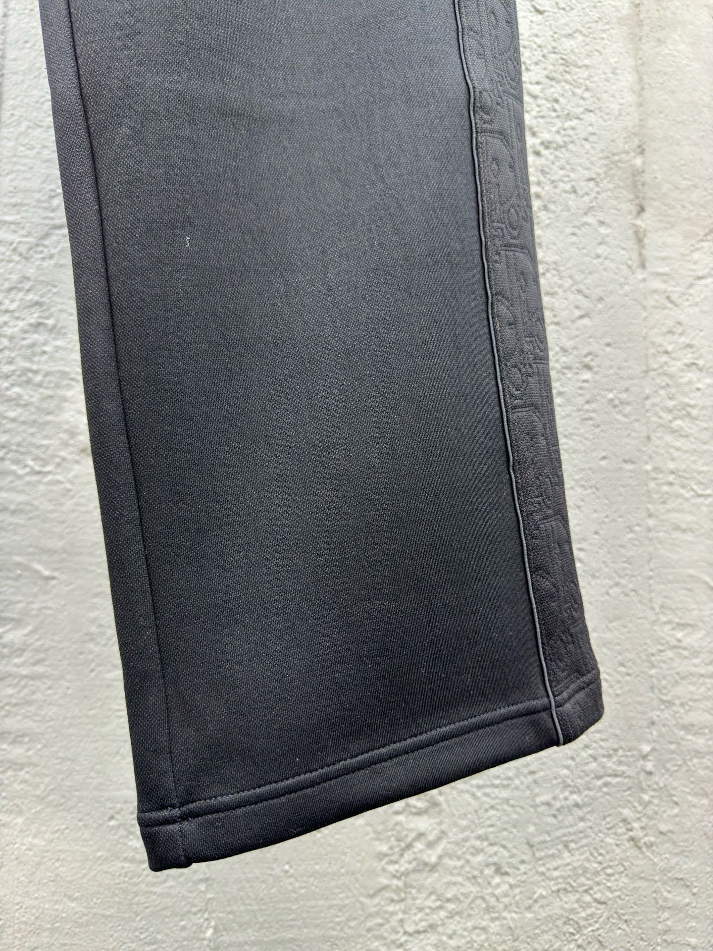 Schwarze Hosen