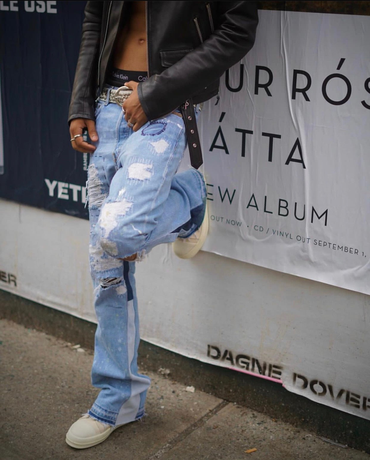 Graublaue Hose